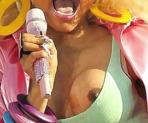 Anne, erotik sevismeli porno gelecekteki kızı-in-law