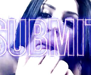 Bir kadın erotik turk porno giyebileceğinden daha sert olmayı sever